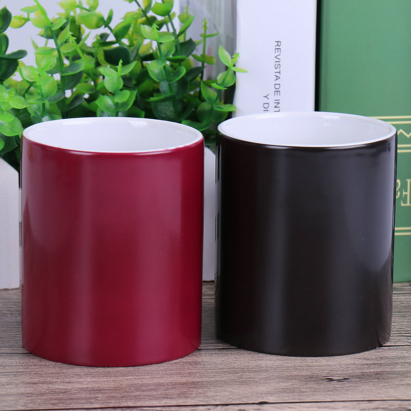 Round handle color changing cup